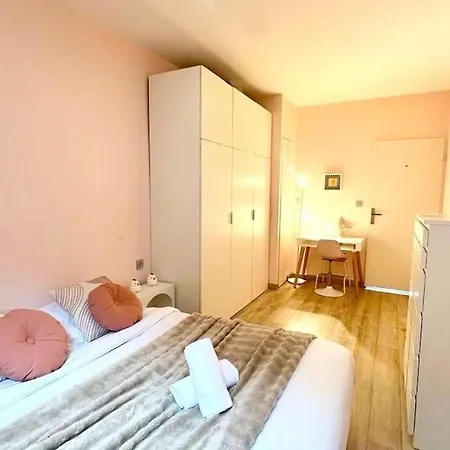 Aristide - 3 Bedrooms -